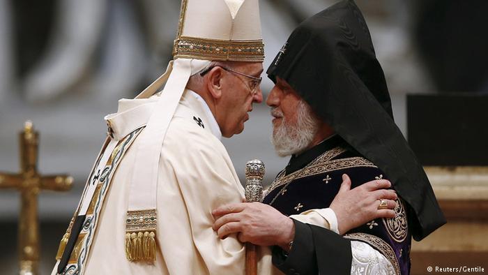 Επαναφέρει ο Πάπας Φραγκίσκος τη “γενοκτονία των Αρμενίων”