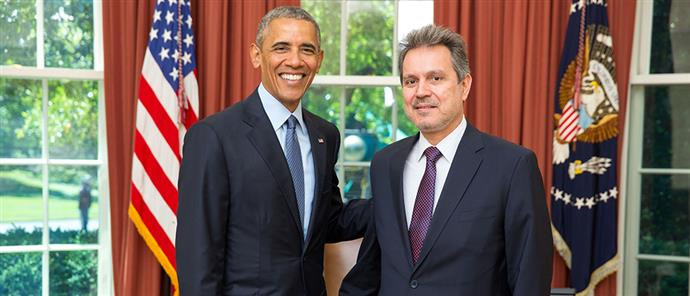 Σε θερμό κλίμα η συνάντηση Ομπάμα με τον νέο πρέσβη της Ελλάδας στις ΗΠΑ