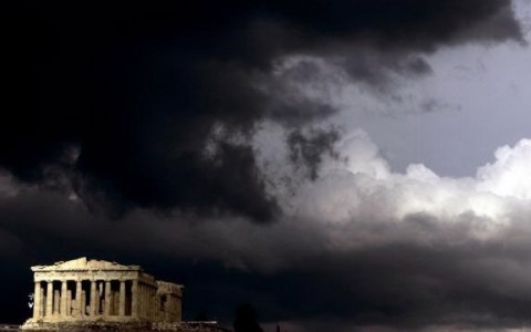Πόσα θα αντέξει ακόμα η Ελλάδα;