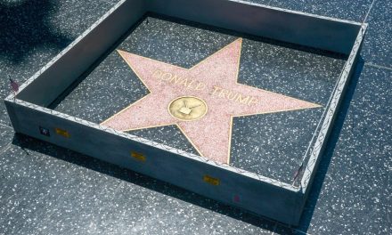 Η μάχη του Hollywood: ποιον στηρίζουν οι διάσημοι