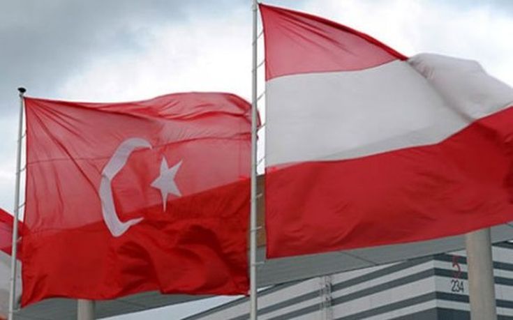 Η Αυστρία εναντίον της Τουρκίας στο προσφυγικό