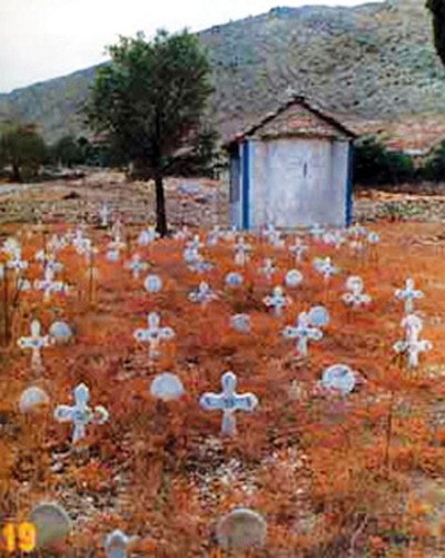 Αποτέλεσμα εικόνας για βουλιαράτες νεκροταφείο ελλήνων στρατιωτών