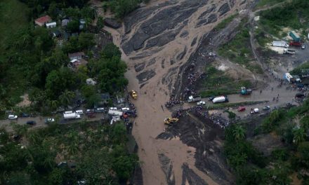 Ολοκληρωτική καταστροφή στην Αϊτή από τον τυφώνα Mάθιου