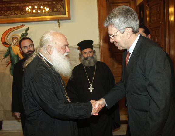 Οι πρέσβεις Η.Π.Α. και Αρμενίας στον Αρχιεπίσκοπο