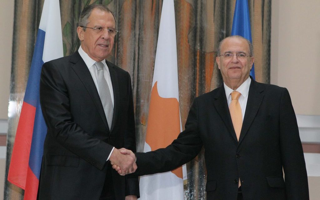 Lavrov-Kasoulides: Russia supports Cyprus on the negotiotions