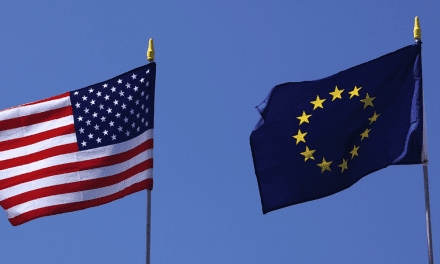 Γιατι αντέχουν οι ΗΠΑ ενώ η Ευρώπη καταρρέει;
