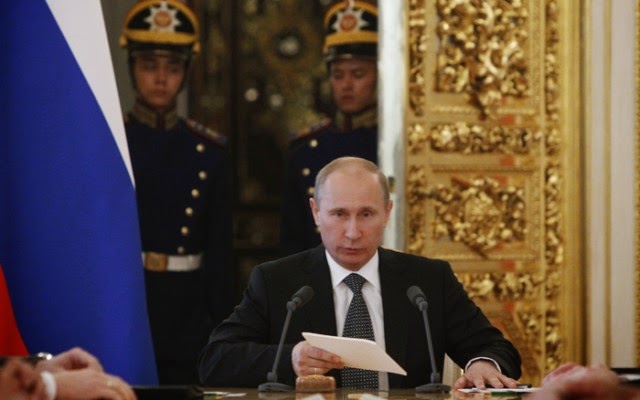 Putin congratulates Greece on Independence Day