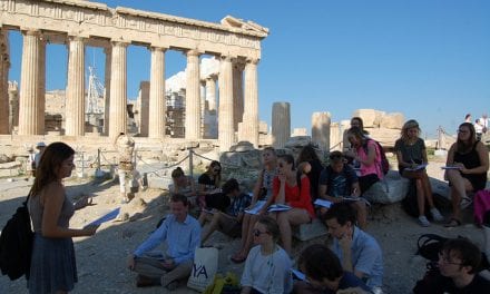College Year in Athens: ο θεσμός που έκανε χιλιάδες Αμερικανούς να αγαπησουνν την Ελλάδα