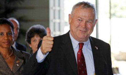 Ρεπουμπλικανός Γερουσιαστής: τα Σκόπια πρέπει να διαλυθούν