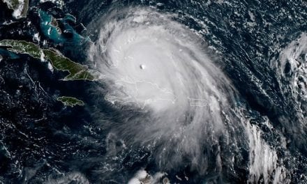 Ο τυφώνας Ίρμα πλησιάζει τις ακτές της Φλόριντα