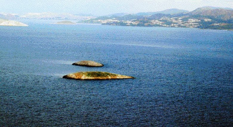 Turkey warns Greek minister off Aegean islets
