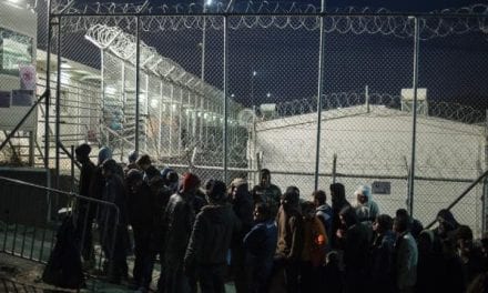 Greece to ease overcrowding in Lesbos refugee camp