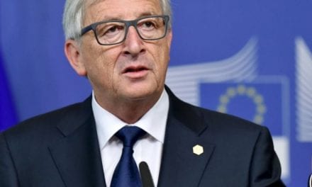 Juncker: calls for solidarity to Greece and Italy over refugee crisis
