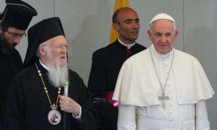 Pope applauds patriarch’s call to protect the planet, protect people