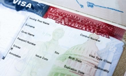 Η Ελλάδα παραμένει στο Visa Waiver Program